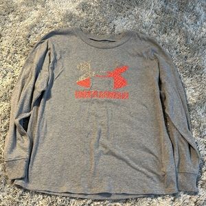 Kids medium Under Armour long sleeve tee.